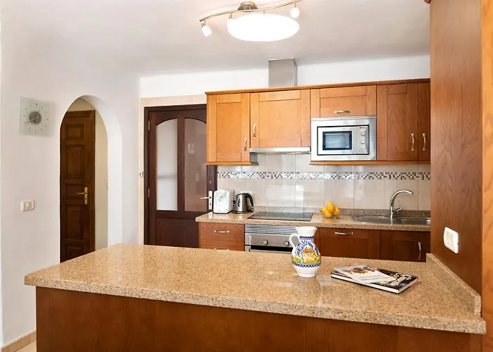 Puerto Chico B شقة