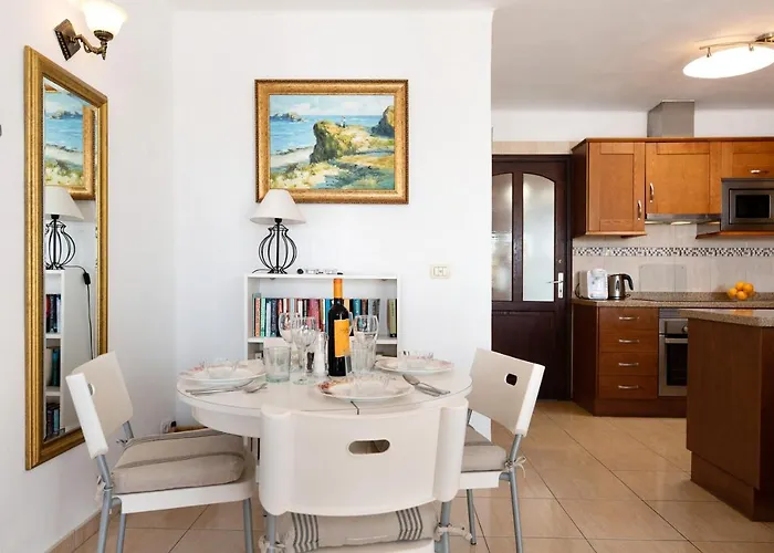 Puerto Chico B شقة *